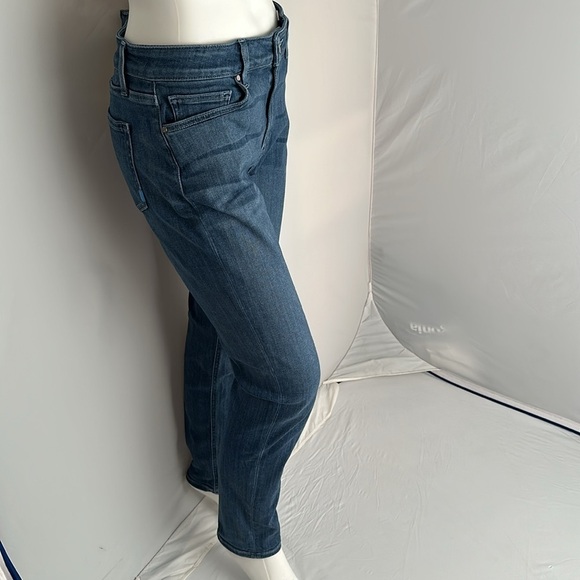 1 Denim Curvy Skinny Fit in Grove medium wash denim blue jeans - Picture 3 of 15